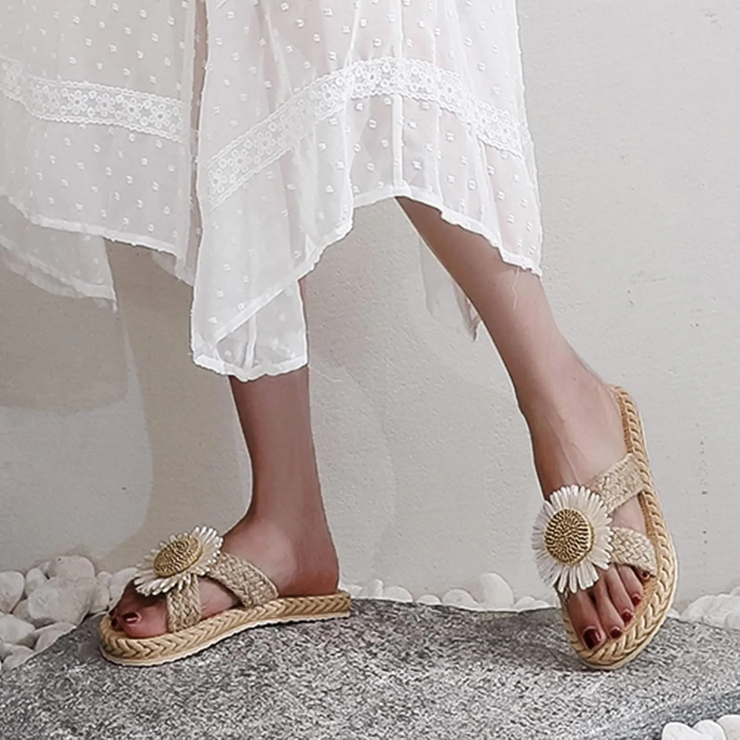 Women's Sandals And Imitation Flat Flip Straw Summer Women Woven Spring Beach Slippers Sandals Flops And Women's slipper